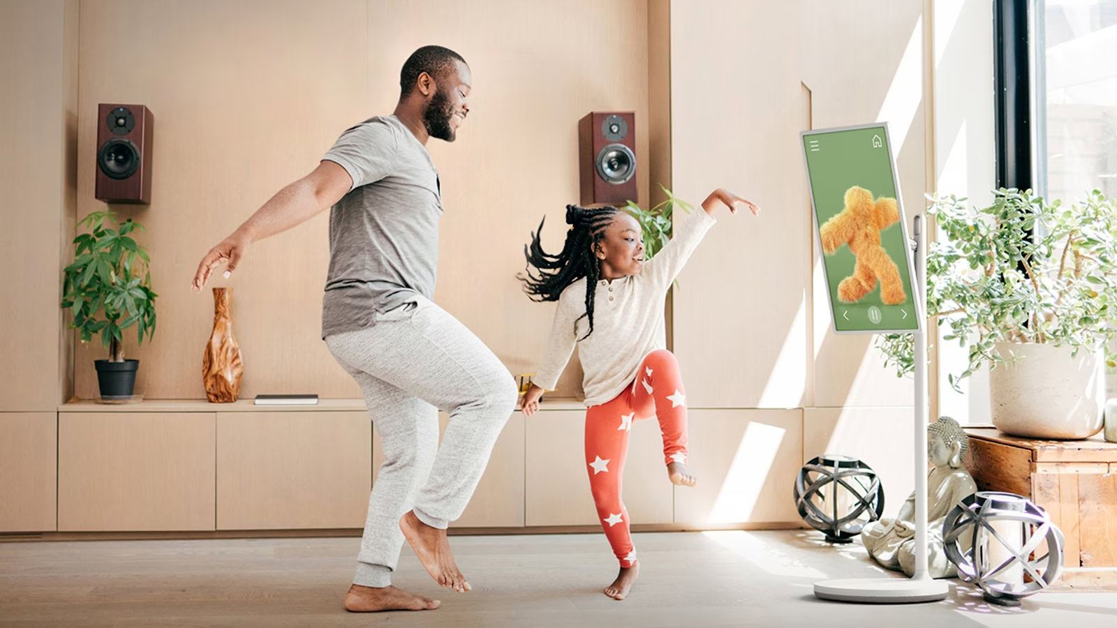 Dieser tragbare 27-Zoll-Monitor LG StanbyMe ist super cool und im Angebot!